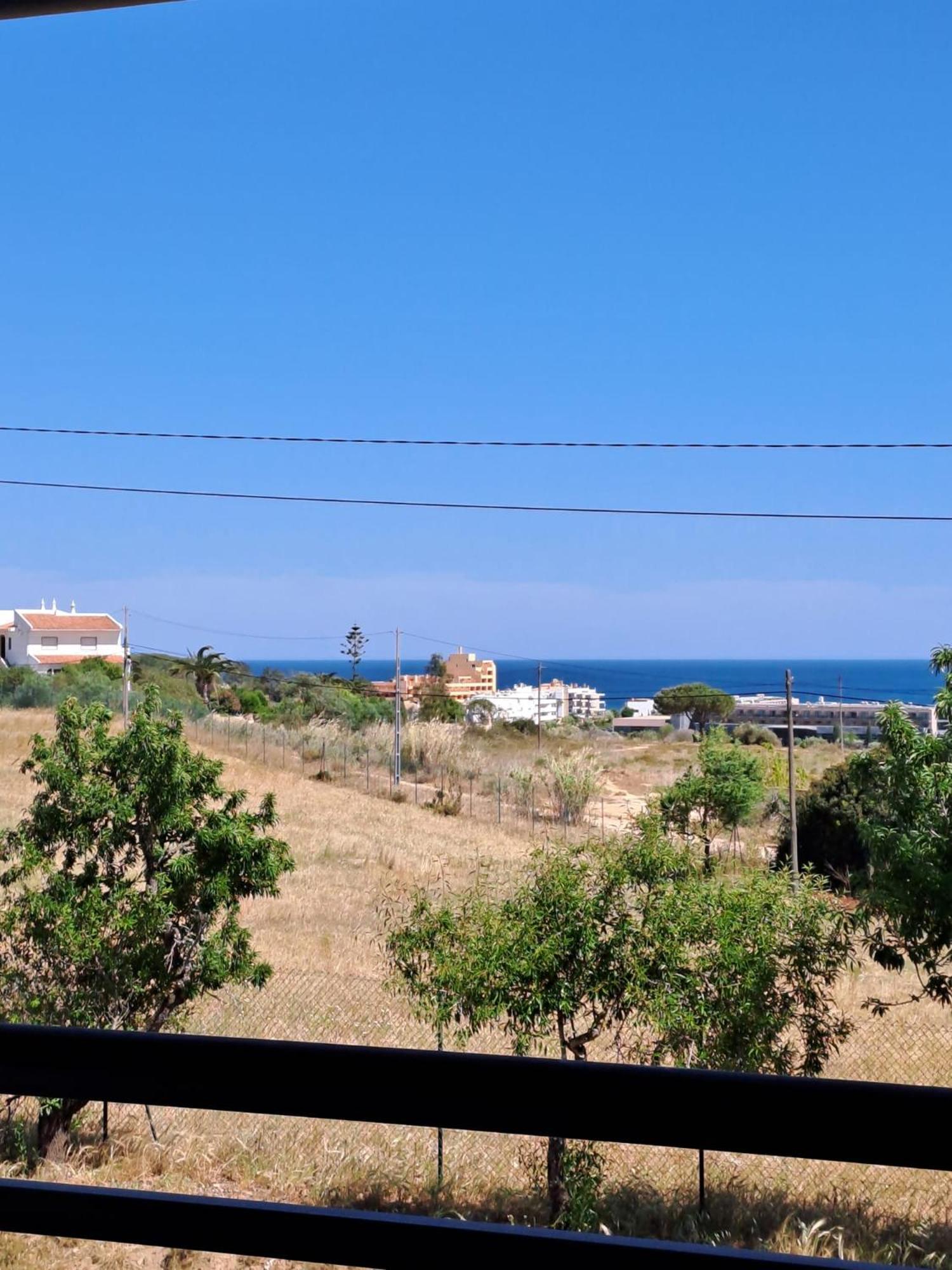 Sea View Apartment Near Meia Praia Beach In Lagos! Værelse billede